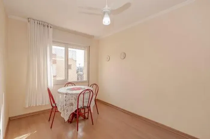 Apartamento com 1 Dormitorio(s) localizado(a) no bairro Jardim do Salso em Porto Alegre /