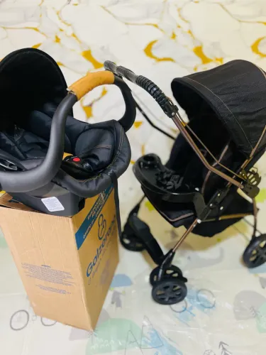 Carrinho de bebê e bebê conforto + adaptadores GALZERANO