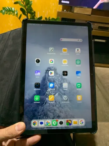 Tablet Redmi PAD 2 8 Ram 256, entrada pra cartão com capa protetora e caneta optica