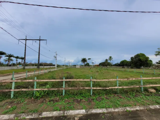 Lote com 1144 metros quadrados em Coqueiro Seco - AL