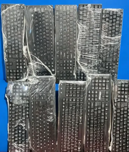 Lote Contendo 10 teclados Com Fio USB 