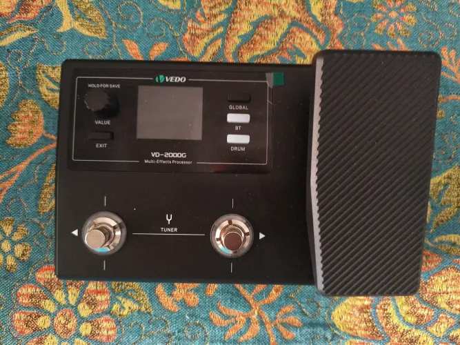 Pedaleira de guitarra Vedo 2000G