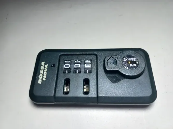 Fechadura Rimowa