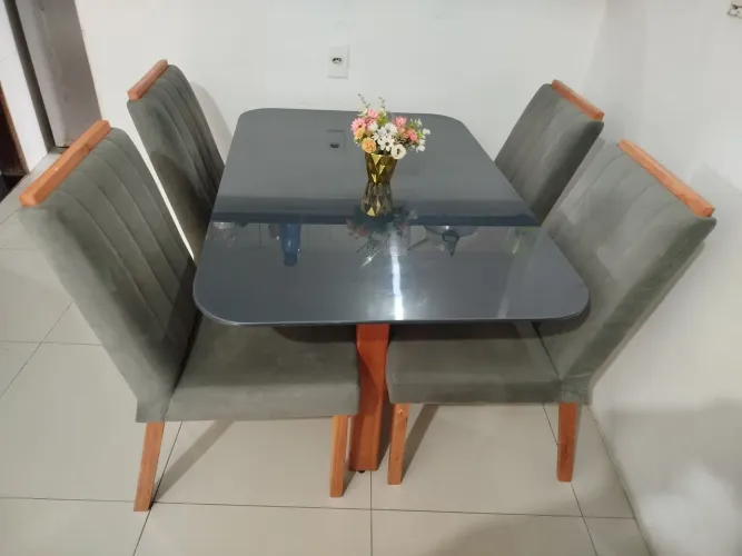 Mesa de Jantar 4 Cadeiras Retangular Tampo de Vidro