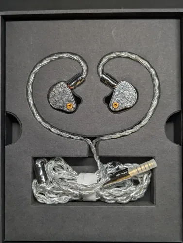 IEM Inawaken Twilight Ds - 4DD + 8BA (Por lado)