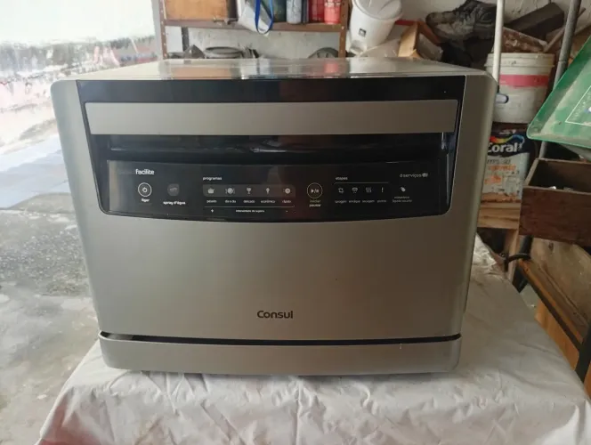 Máquina de lavar louças Consul facilite