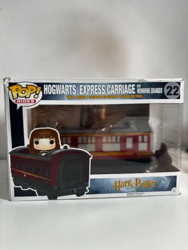 Funko Pop! Rides #22 - Hogwarts Express Carriage com Hermione Granger