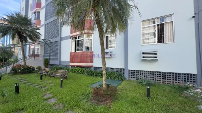 Apartamento no Balneário do Estreito em Florianópolis