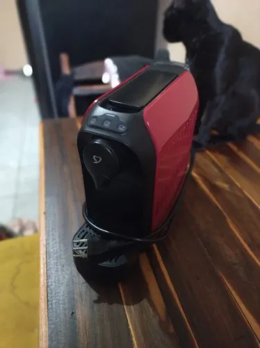 Cafeteira Espresso Passione Vermelha- TRES 3 Corações