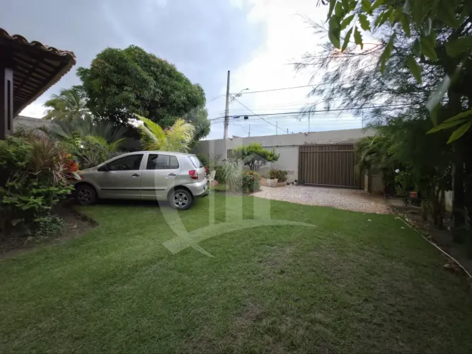 Casa com 4 Quartos, Piscina e Ampla Área de Lazer no Bairro Atalaia