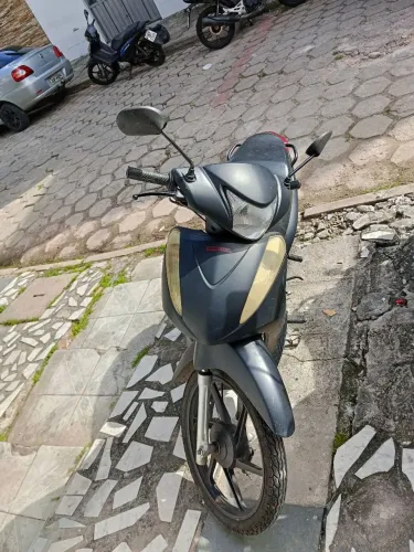 Moto biz 