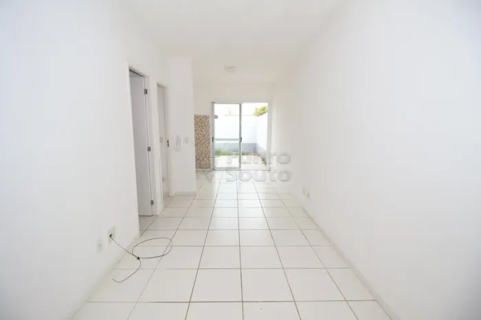 Seu Novo Lar no Moradas Club: Casa com 3 Quartos em Condomínio Seguro e Familiar!