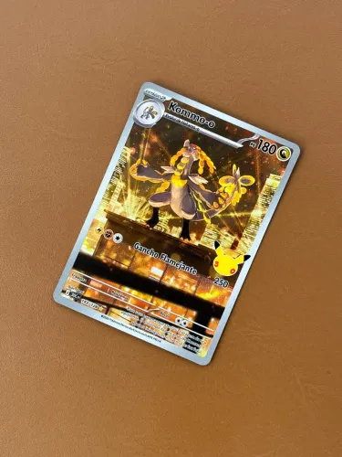 Carta Pokemon Kummo-o Celebração de 30 Anos (143/128)
