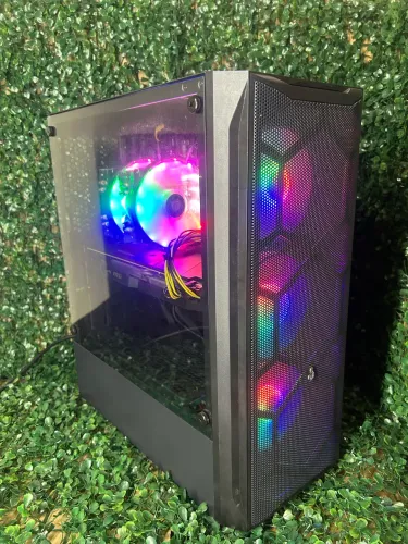? PC GAMER - RYZEN 9 + RX 5600 XT ?