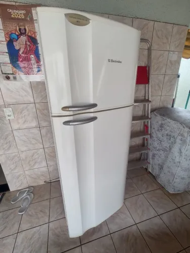 Geladeira duplex Eletrolux Air Flow System DC45.