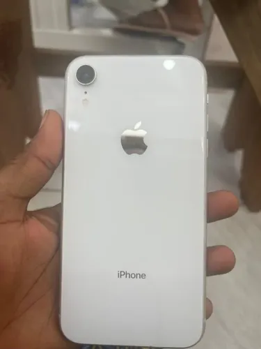 iPhone XR
