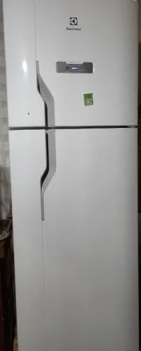 Vende se geladeira Electrolux 