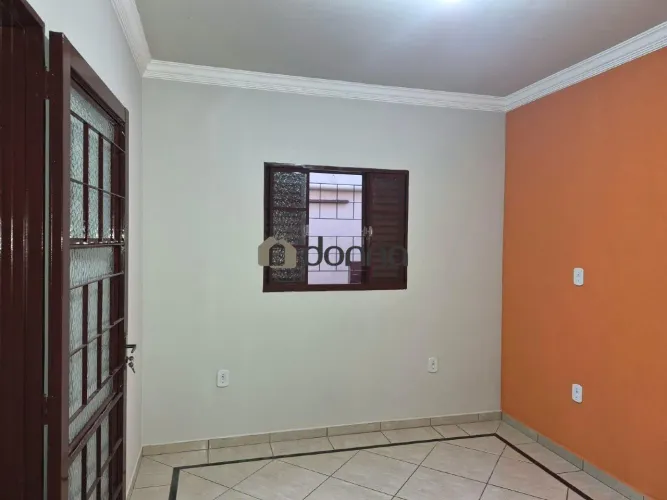 Casa para aluguel, 2 quartos, 1 vaga, Conjunto Costa Telles I - Uberaba/MG