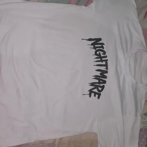 Camisa branca tamanho M ( personalizada atrás)