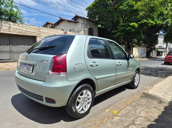 Fiat Palio 1.0 Cel. Econ./italia F.flex 8V 4P 2010