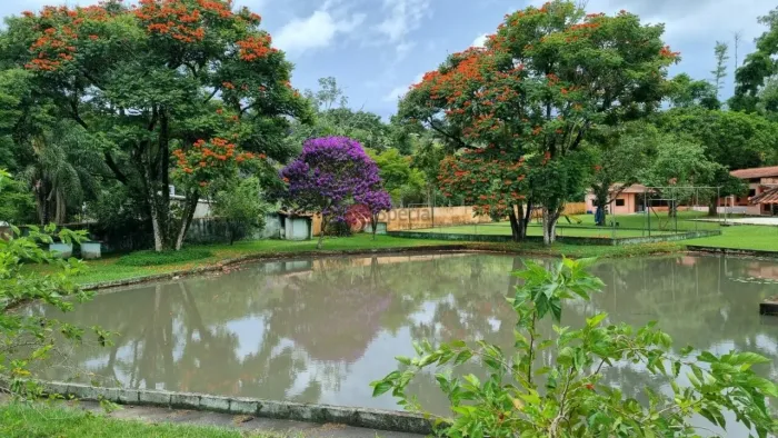 Chácara em Guararema com 5400 m²