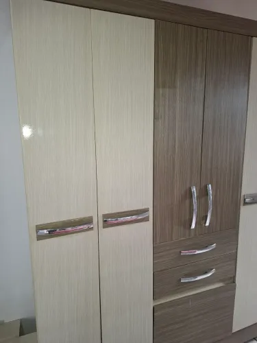 GUARDA ROUPA