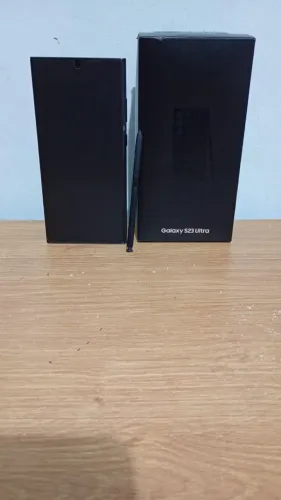 S23 ultra 512gb 12ram (troco por celular inferior com volta)