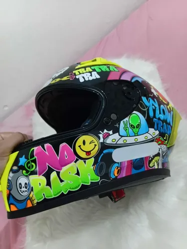 Capacete