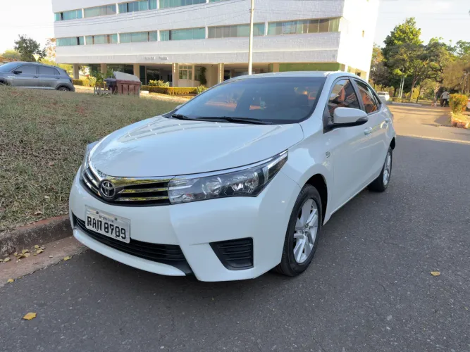 Toyota Corolla GLI 1.8 Flex 16V Aut. 2016