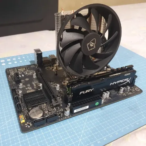 Kit Placa Mãe B450 + 16GB + Ryzen 5500