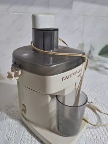 Centrifuga walita