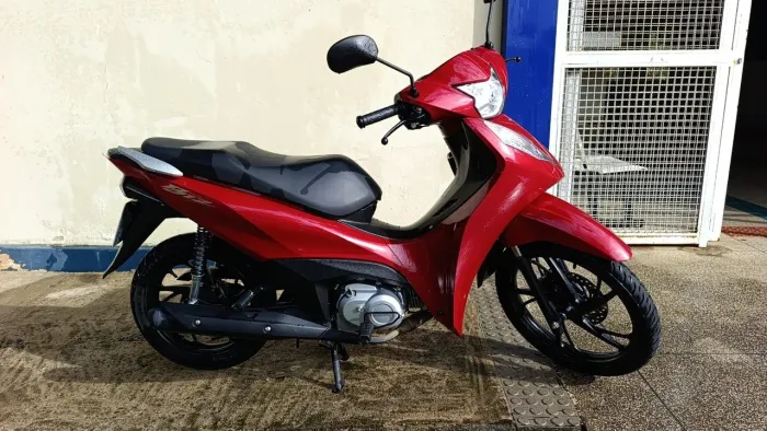 Vendo biz ano 2025 modelo 2026 flex