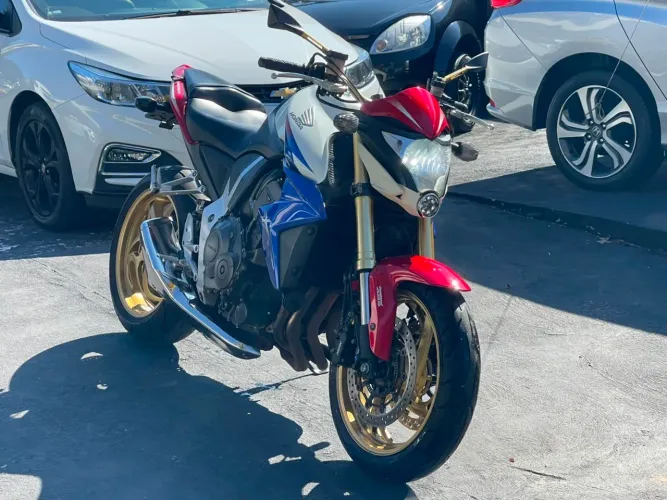 CB 1000r Capitão América impecável