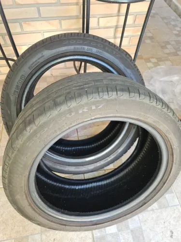 4 Pneus 205/50 R17 Pirelli Cinturato P7