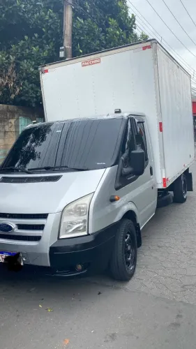 Ford Transit Furgão 3330 2.4 Tdci Curto Dies. 2011
