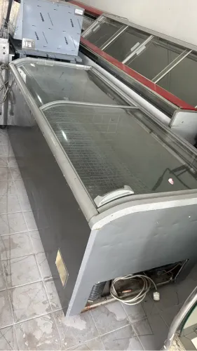 Freezer expositor congelado