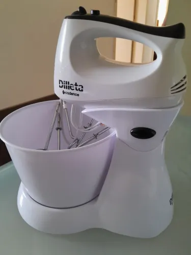 Batedeira Cadence 220V
