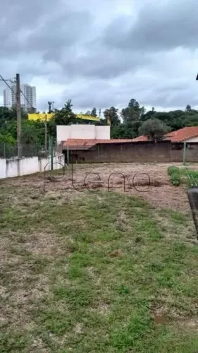 Terreno para venda e locação com 522 m² na Vila São Sebastião, Valinhos.
