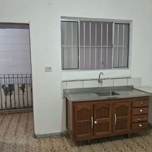 Casa com 1 dormitório para alugar, 33 m² por R$ 900,00/mês - Helena Maria - Osasco/SP