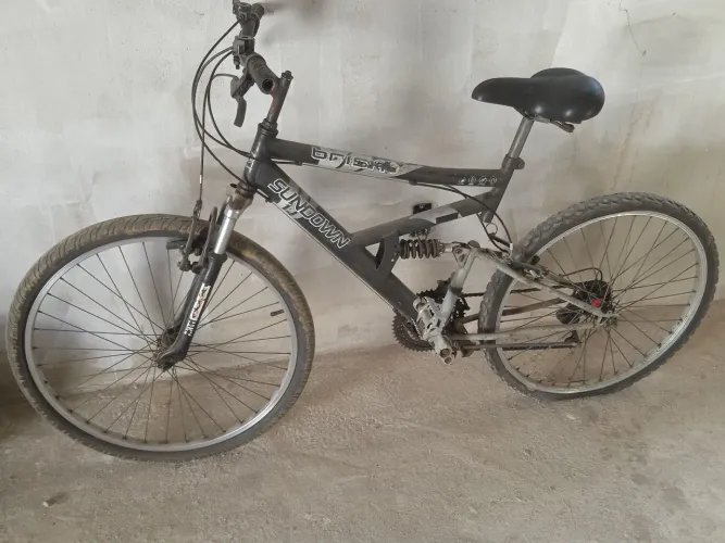 BICICLETA aro 26 $ 600
