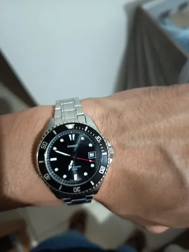 Relógio Casio duro mdv10 38mm