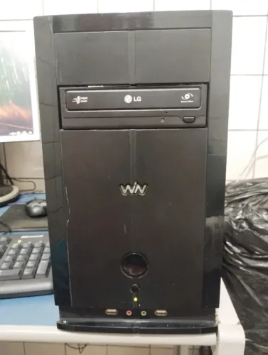 CPU  Intel Core2Duo E8400 + 4gbram + HD 640gb