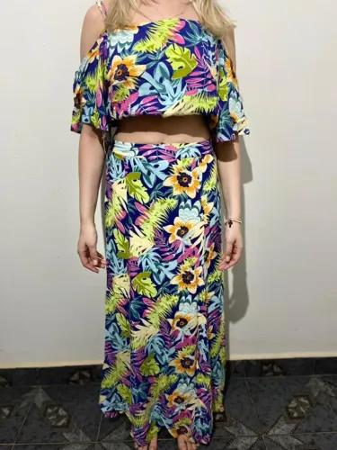 Conjunto blusa e saia Havaiano (36/38)