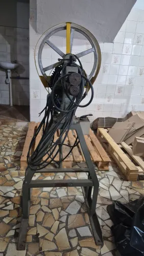 Frisadeira elétrica