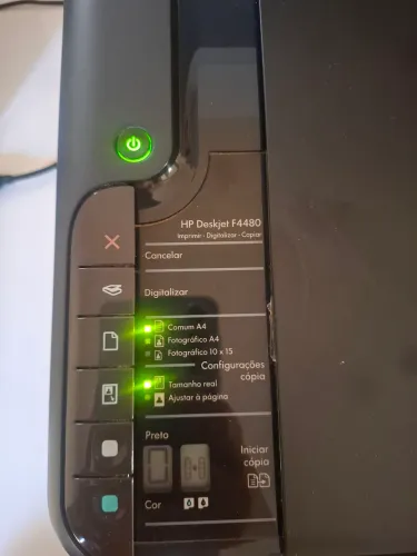 Impressora e notebook