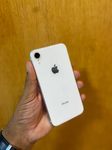 iPhone XR - 64gb