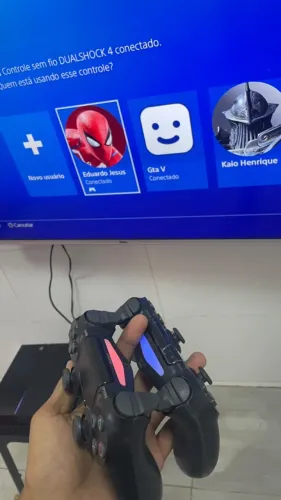 Playstatio 4 fat 1T + Controles