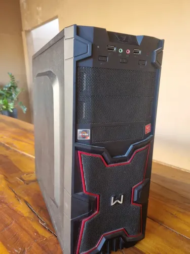 CPU Ryzen 3 2200g + Placa Mãe A320M + Gabinete Warrior