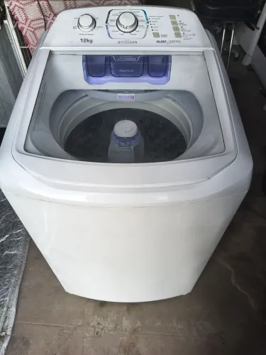 Máquina Eletrolux 12Kg