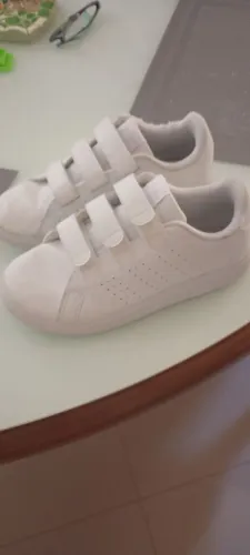 Vendo tênis Adidas infantil tamanho 32 original